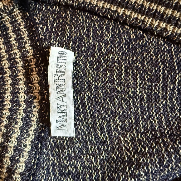 Vintage Mary Ann Restivo blouse & vest combo. Size 8 and Medium. - Picture 7 of 11